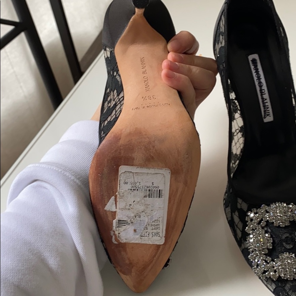 Manolo blahnik black lace hagisi pump heels - Picture 2 of 8